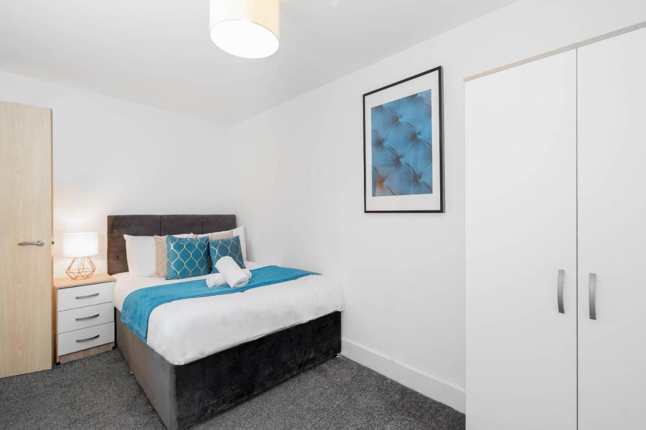 City Centre - Two Bedroom Apartment - Juliet Balcony - Secure Parking - Wifi - Smart Tv Birmingam Exterior foto